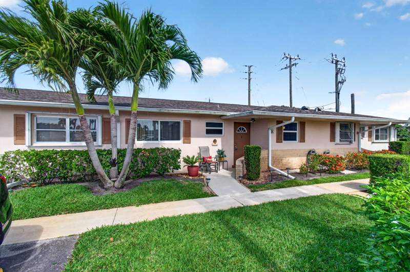 2 bedroom Villa at 2533 Dudley Dr W #Unit E, Cresthaven Villas, West Palm Beach — photo 2
