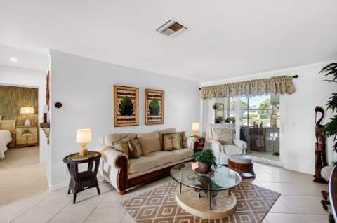 2533 Dudley Dr W #Unit E, West Palm Beach FL - photo 11 of 96