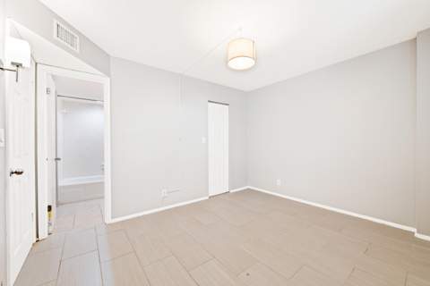 113 Royal Park Drive #2h, Oakland Park FL - photo 15 of 40