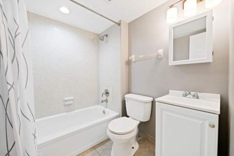113 Royal Park Drive #2h, Oakland Park FL - photo 19 of 40