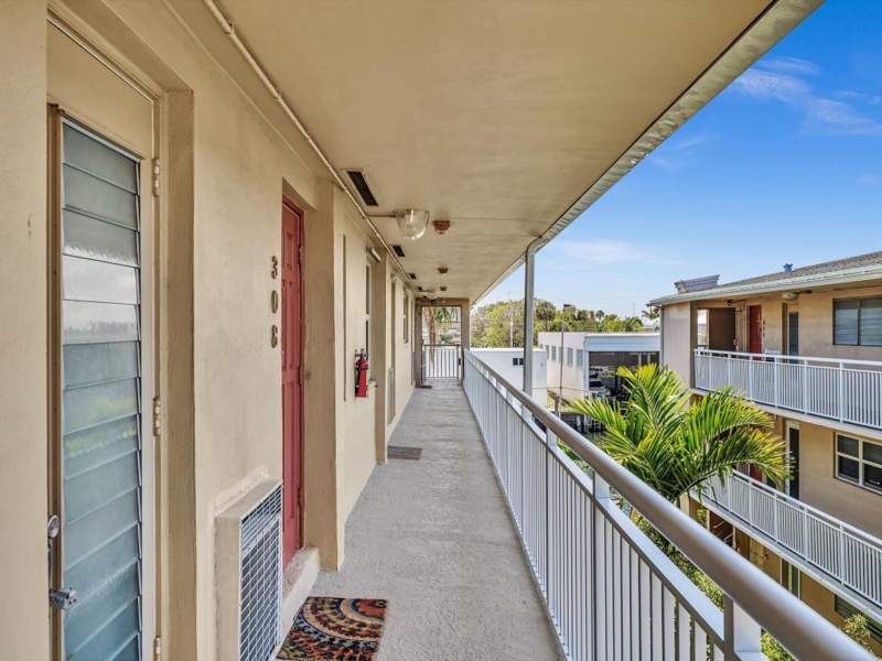 2 bedroom Condominium at 1510 SE 15th Street #308, Marina Del Mar Condo, Fort Lauderdale — photo 3