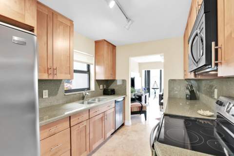 6760 Willow Wood Drive #1201, Boca Raton FL - photo 10 of 33