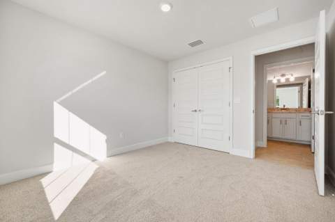 8612 Giovanni Avenue, Fort Pierce FL - photo 12 of 48