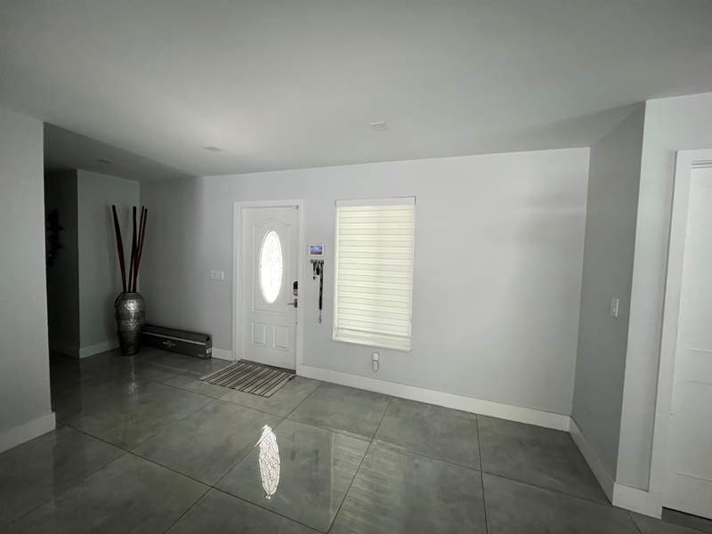 4 bedroom Single Family Residence at 6800 SW 7th Place, Kimberly Village Section Three, North Lauderdale — photo 3