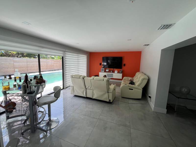 4 bedroom Single Family Residence at 6800 SW 7th Place, Kimberly Village Section Three, North Lauderdale — photo 4