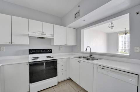 3020 NE 32nd Avenue #807, Fort Lauderdale FL - photo 9 of 75