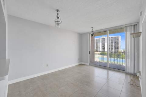3020 NE 32nd Avenue #807, Fort Lauderdale FL - photo 18 of 75