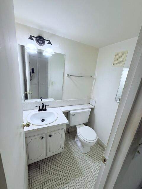 128 Upminster F, Deerfield Beach FL - photo 13 of 21