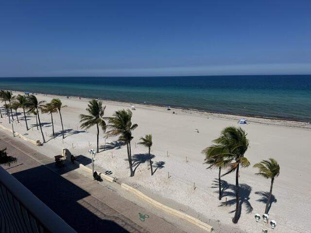 1 bedroom Condominium at 300 Oregon Street #502, Mainsail Condominium, Hollywood — photo 4
