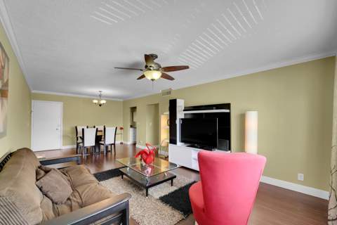 2230 NE 56th Place #223, Fort Lauderdale FL - photo 10 of 34