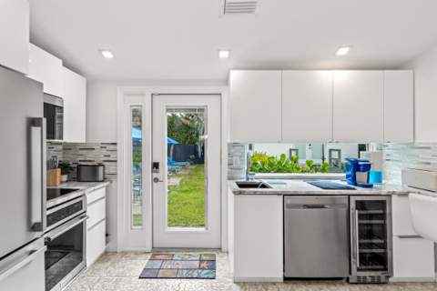 3305 NE 16th Court, Fort Lauderdale FL - photo 7 of 32