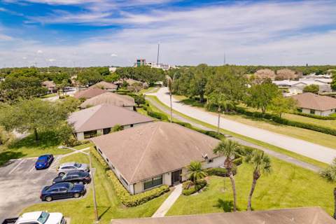 1607 Laurel Leaf Lane #B, Fort Pierce FL - photo 20 of 24