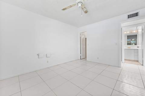 346 Capri #H, Delray Beach FL - photo 8 of 19