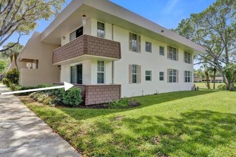 3621 Oaks Clubhouse Drive #101, Pompano Beach FL - photo 6 of 47