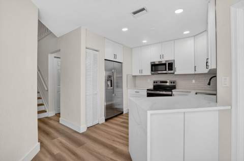 6647 Boca Hermosa Lane, Boca Raton FL - photo 9 of 33