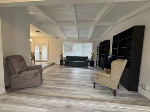 589 Cashiers Drive, West Palm Beach FL - photo 10 of 33