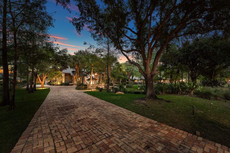 6 bedroom Single Family Residence at 6002 NW 74th Terrace, Parkland, Parkland — photo 4