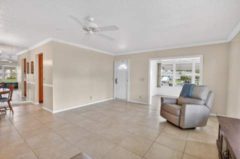 920 South Drive #A, Delray Beach FL - photo 8 of 39