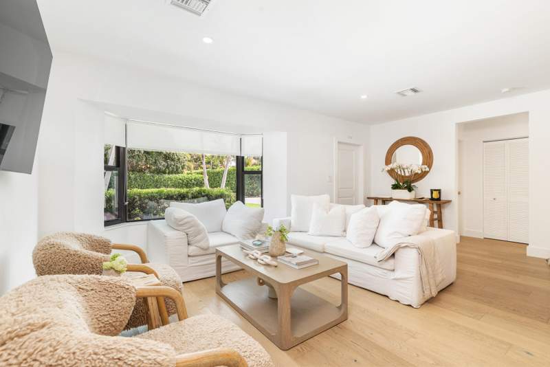 3 bedroom Single Family Residence at 320 Linda Lane, Maddock Add Wpb, West Palm Beach — photo 4