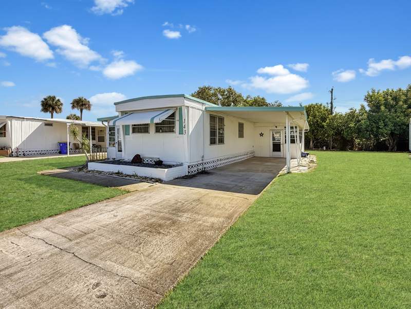 2 bedroom Mobile Home at 143 SE Easy Street, Leisure Village Mobile Hm Pk Unrec Co-Op, Stuart — photo 3