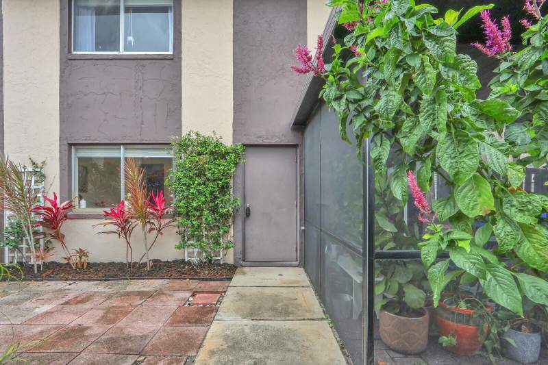 2 bedroom Condominium at 2116 Sherwood Forest Boulevard #28, Quail Hollow Condo, West Palm Beach — photo 4