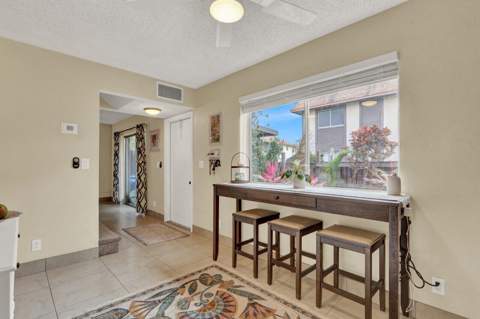 2116 Sherwood Forest Boulevard #28, West Palm Beach FL - photo 15 of 37