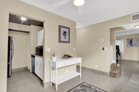 2116 Sherwood Forest Boulevard #28, West Palm Beach FL - photo 14 of 37