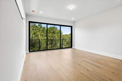 207 SE 5th Street, Delray Beach FL - photo 18 of 48