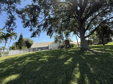 6031 Wedgewood Village Circle, Greenacres FL - photo 7 of 27