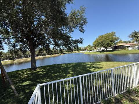6031 Wedgewood Village Circle, Greenacres FL - photo 6 of 27