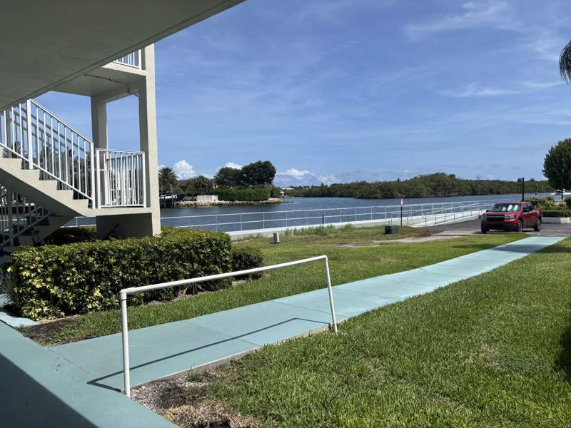 1 bedroom Condominium at 170 Horizons #110, Sterling Village 170 Condo, Boynton Beach — photo 3