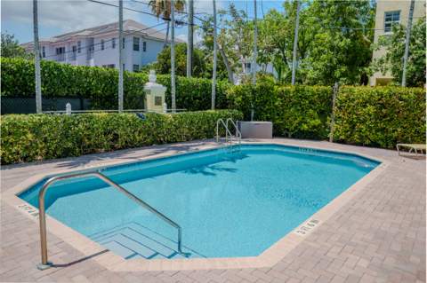 2660 NE 8th Avenue #106, Wilton Manors FL - photo 16 of 22