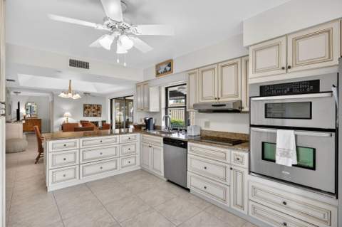 16997 Waterbend Drive #139, Jupiter FL - photo 13 of 29