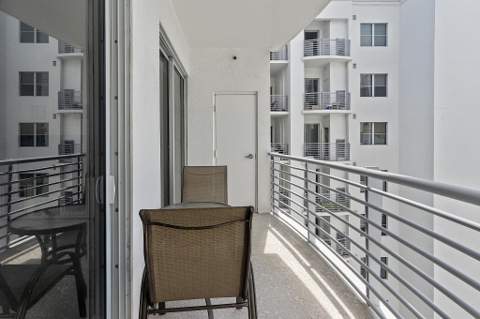 1830 Radius Drive #1219, Hollywood FL - photo 17 of 35