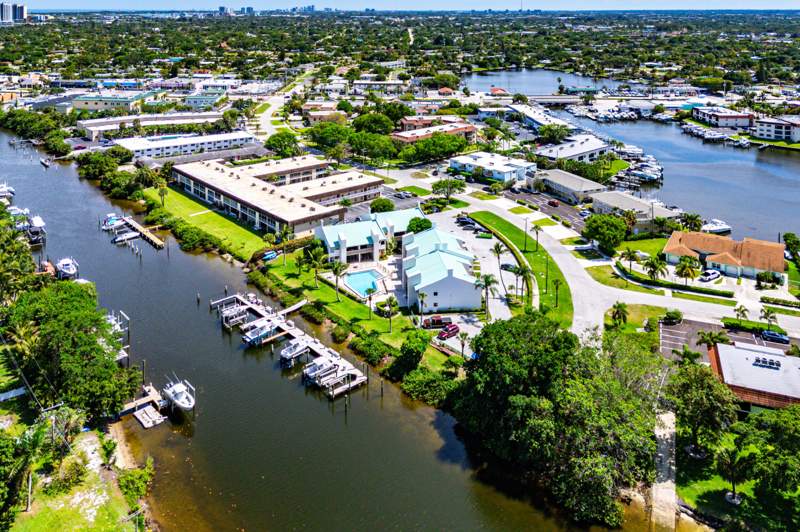 2 bedroom Condominium at 412 Southwind Drive #B2, Riveredge Condo, North Palm Beach — photo 2
