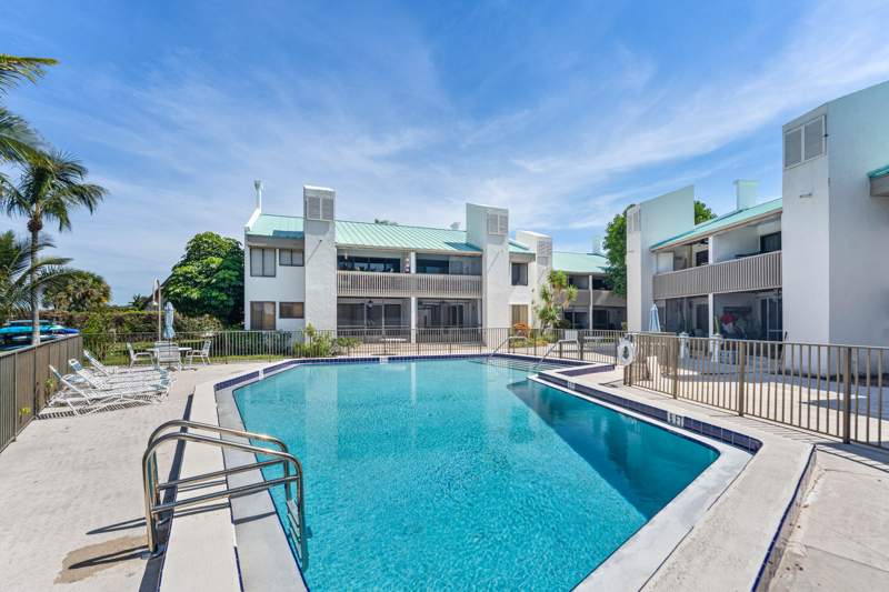 2 bedroom Condominium at 412 Southwind Drive #B2, Riveredge Condo, North Palm Beach — photo 5