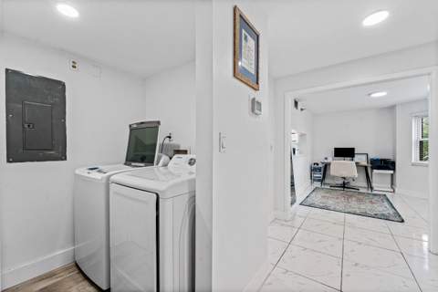 6614 Villa Sonrisa Drive #123, Boca Raton FL - photo 11 of 47