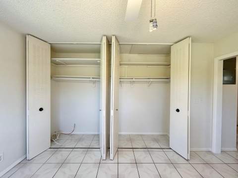 2911 Ashley Dr W #J, West Palm Beach FL - photo 13 of 31