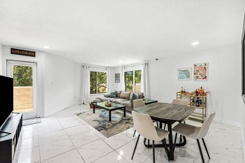 6614 Villa Sonrisa Drive #123, Boca Raton FL - photo 14 of 47