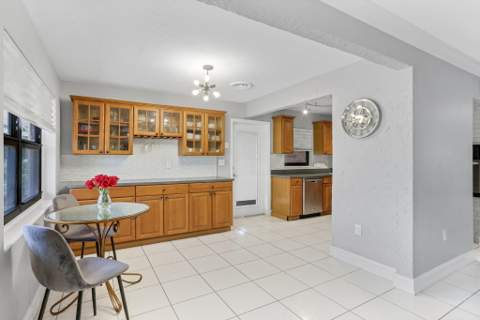 1701 NE 63rd Court, Fort Lauderdale FL - photo 7 of 34