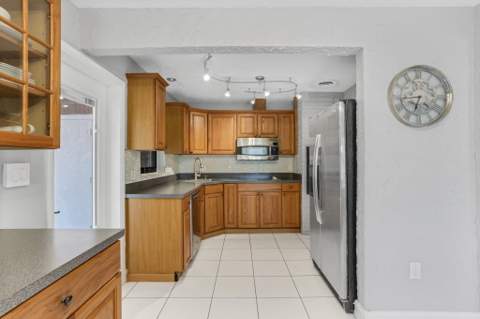 1701 NE 63rd Court, Fort Lauderdale FL - photo 8 of 34