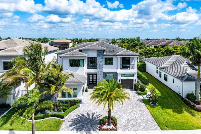 5 bedroom Single Family Residence at 9625 Vescovato Way, Hyder Agr Pud South Plat Five, Boca Raton — photo 2