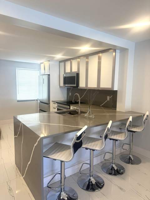 105 Paradise Harbour Boulevard #108, North Palm Beach FL - photo 17 of 36