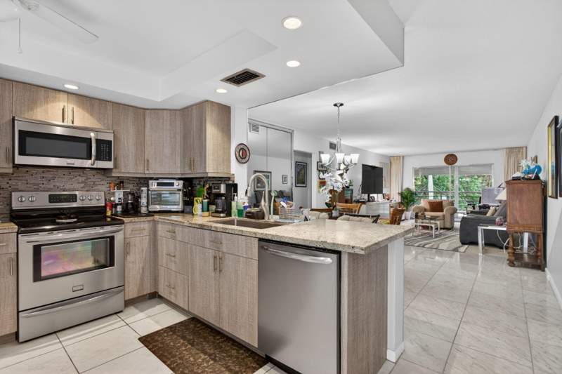 2 bedroom Condominium at 3002 Portofino Isle #E3, Portofino Village 1-A Condo, Coconut Creek — photo 3