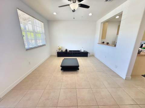 474 SW 147th Avenue, Pembroke Pines FL - photo 6 of 16