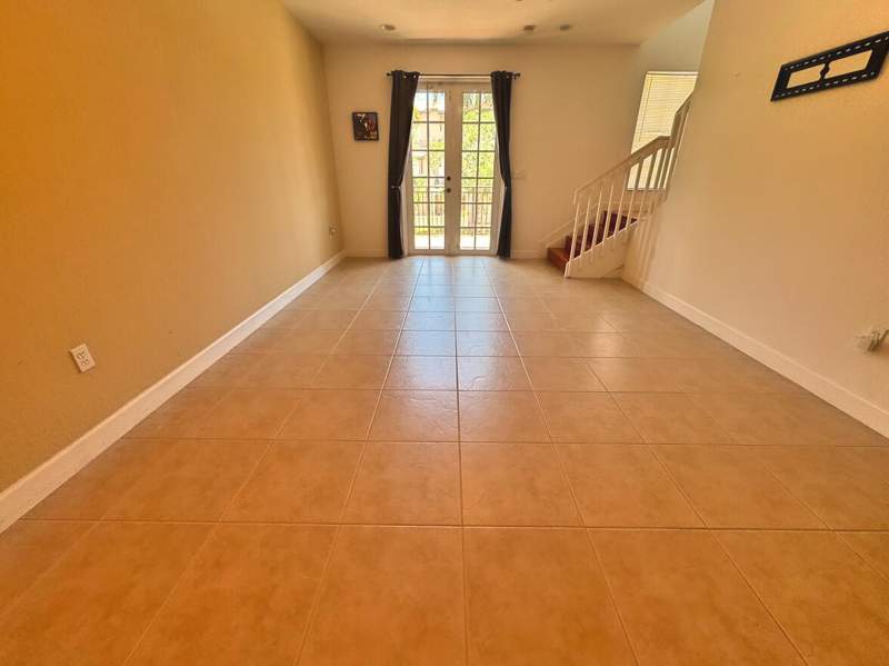 2 bedroom Townhouse at 474 SW 147th Avenue, Cobblestone Condo, Pembroke Pines — photo 5