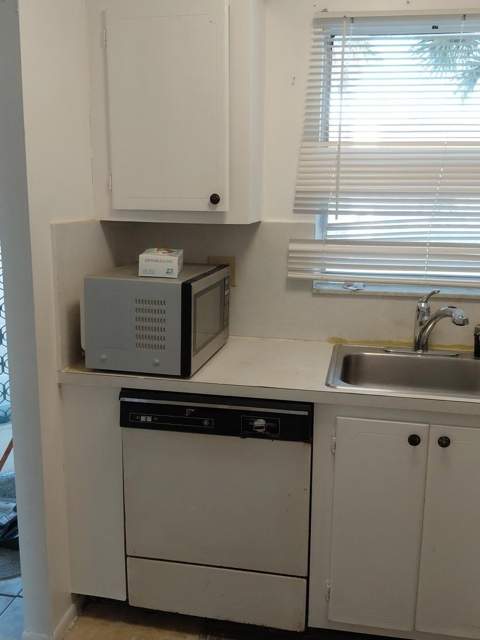 8460 Sunrise Lakes Boulevard #202, Sunrise FL - photo 23 of 33