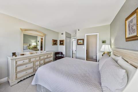 1500 N Ocean Boulevard #803, Pompano Beach FL - photo 13 of 66