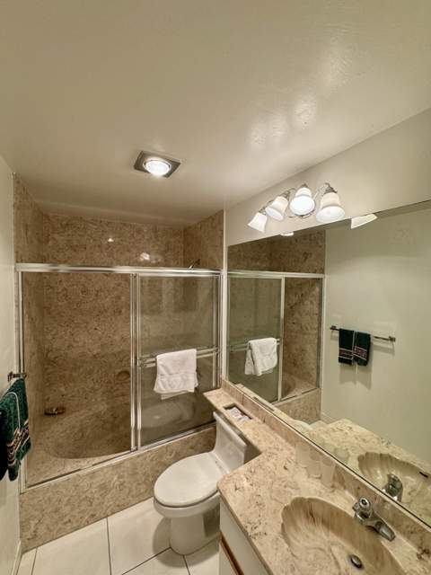 5055 Oakhill Lane #221, Delray Beach FL - photo 15 of 52