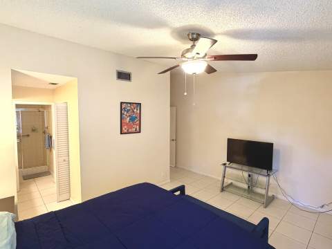 5055 Oakhill Lane #221, Delray Beach FL - photo 18 of 52